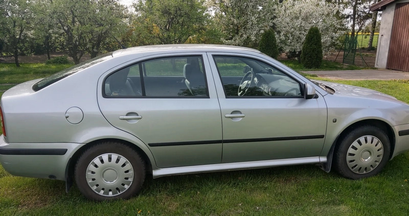 Skoda Octavia cena 15500 przebieg: 228000, rok produkcji 2010 z Kalisz małe 191